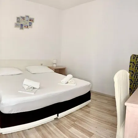 Apartmani Rudelj Makarska Buitenkant foto