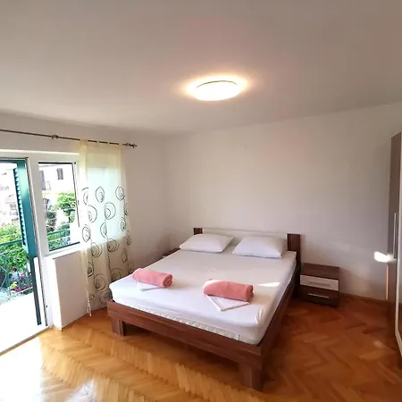 Apartmani Rudelj Makarska Buitenkant foto