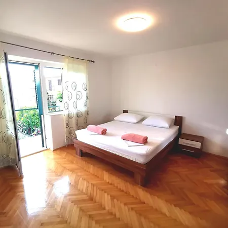 Apartmani Rudelj Makarska Buitenkant foto